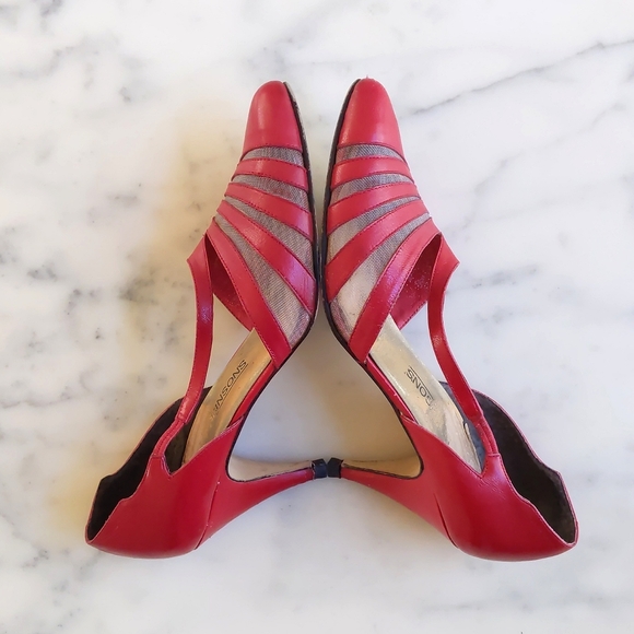 Vintage Red Fine Leather Upper Designed Wrapped Pointed Toe with  3" Heels Shoe. - Picture 3 of 5